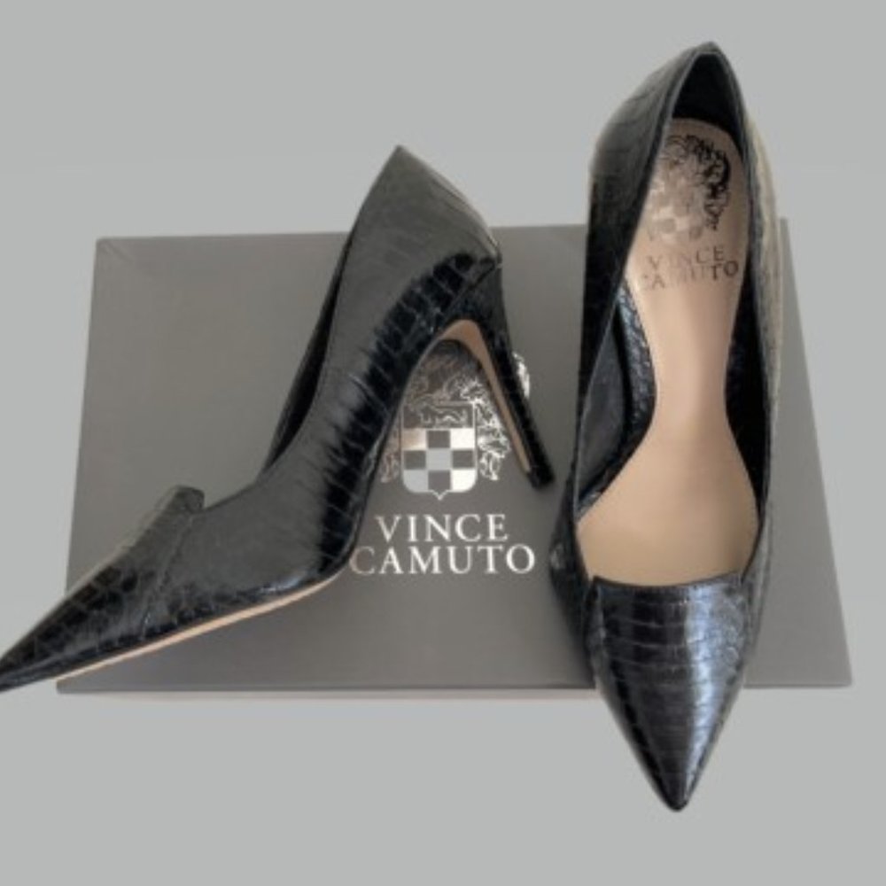Vince Camuto 4.5 Black Snake Embossed Pointed Toe Pump